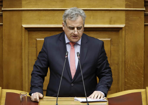Στη Βουλή: Δεκαπέντε καίρια ερωτήματα για την Παλιά Πόλη της Κέρκυρας